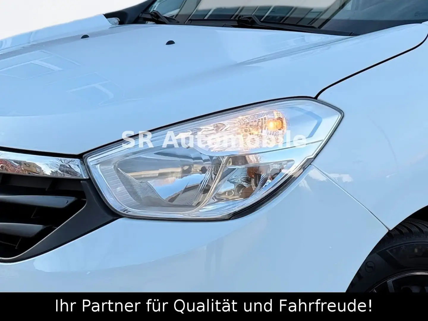 Dacia Lodgy Laureate 2.HAND*KLIMA*NAVI*SHZ*TEMPOMAT* Weiß - 2