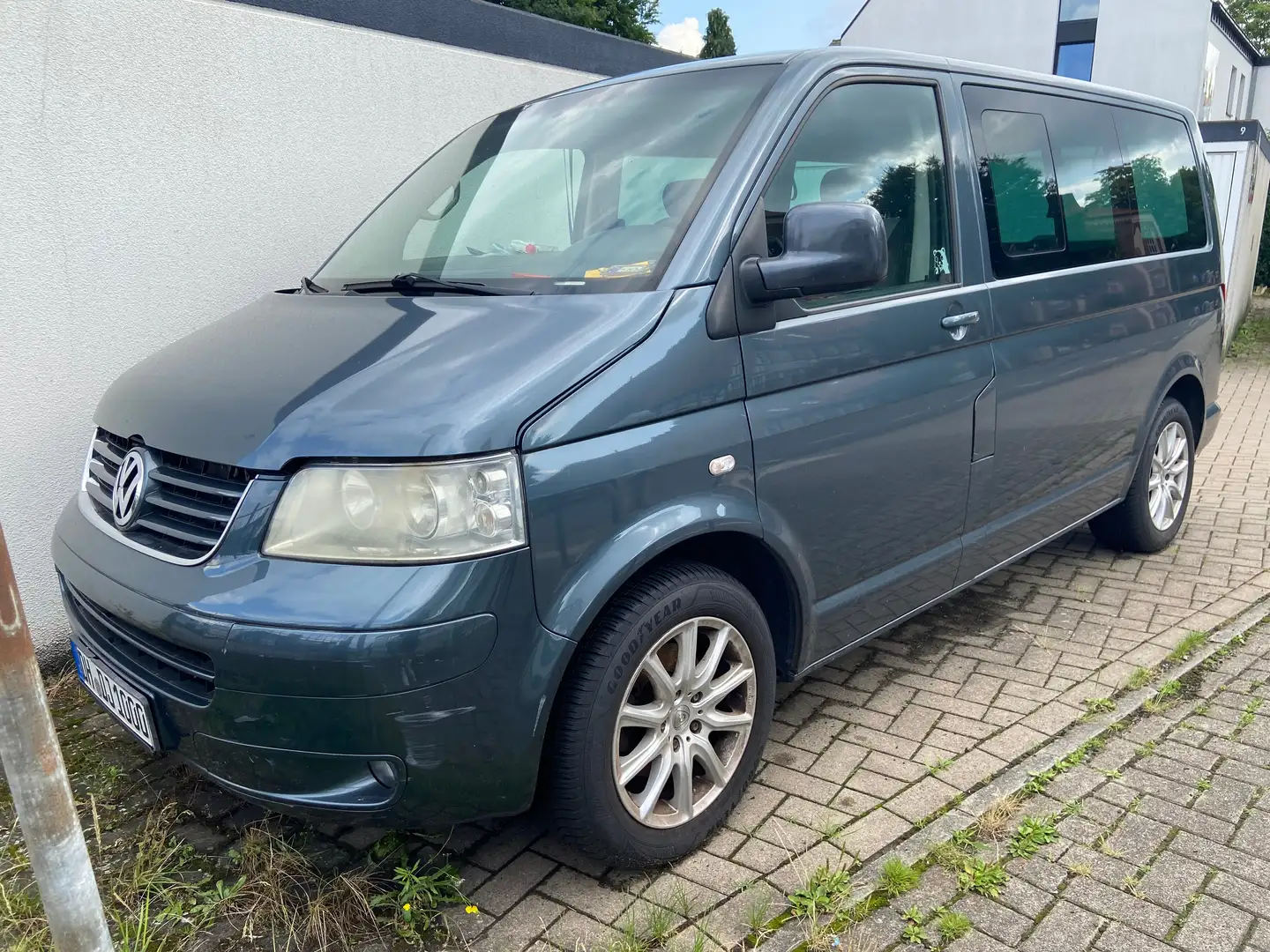 Volkswagen T5 Multivan Multivan DPF Startline Autm. Gris - 1