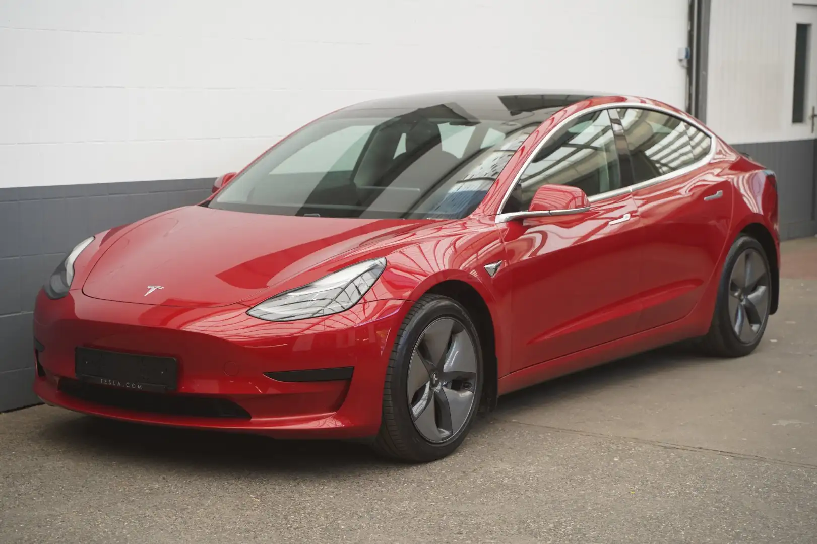 Tesla Model 3 Standard Range + *1. Hand* Rouge - 2