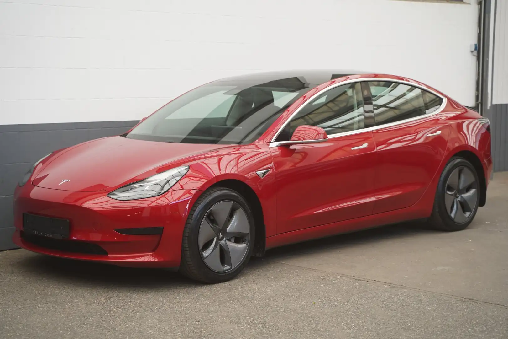 Tesla Model 3 Standard Range + *1. Hand* Rouge - 1