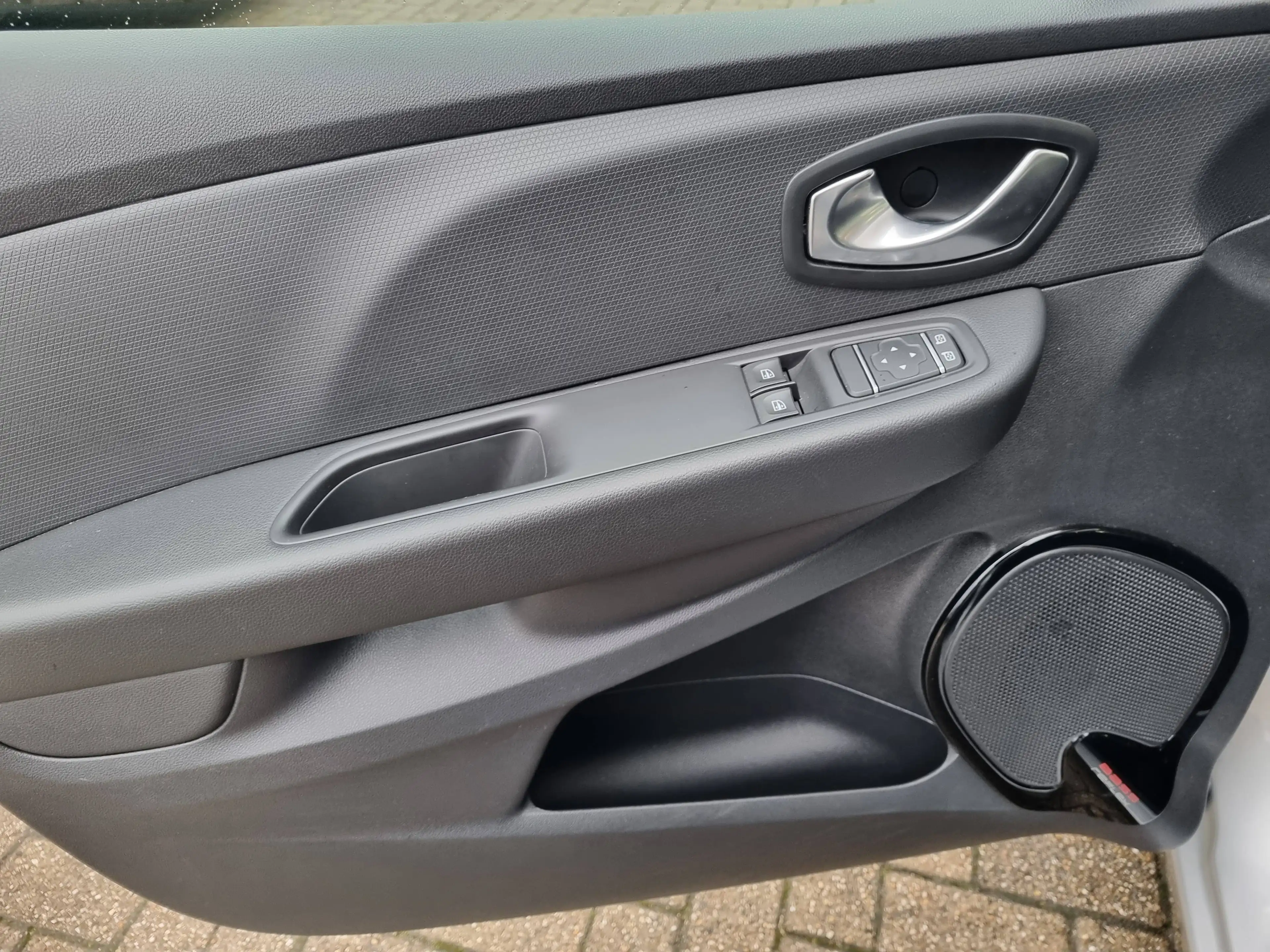 Renault Clio Grandtour TCe 90 Business Edition *Navi *Garantie — photo 14