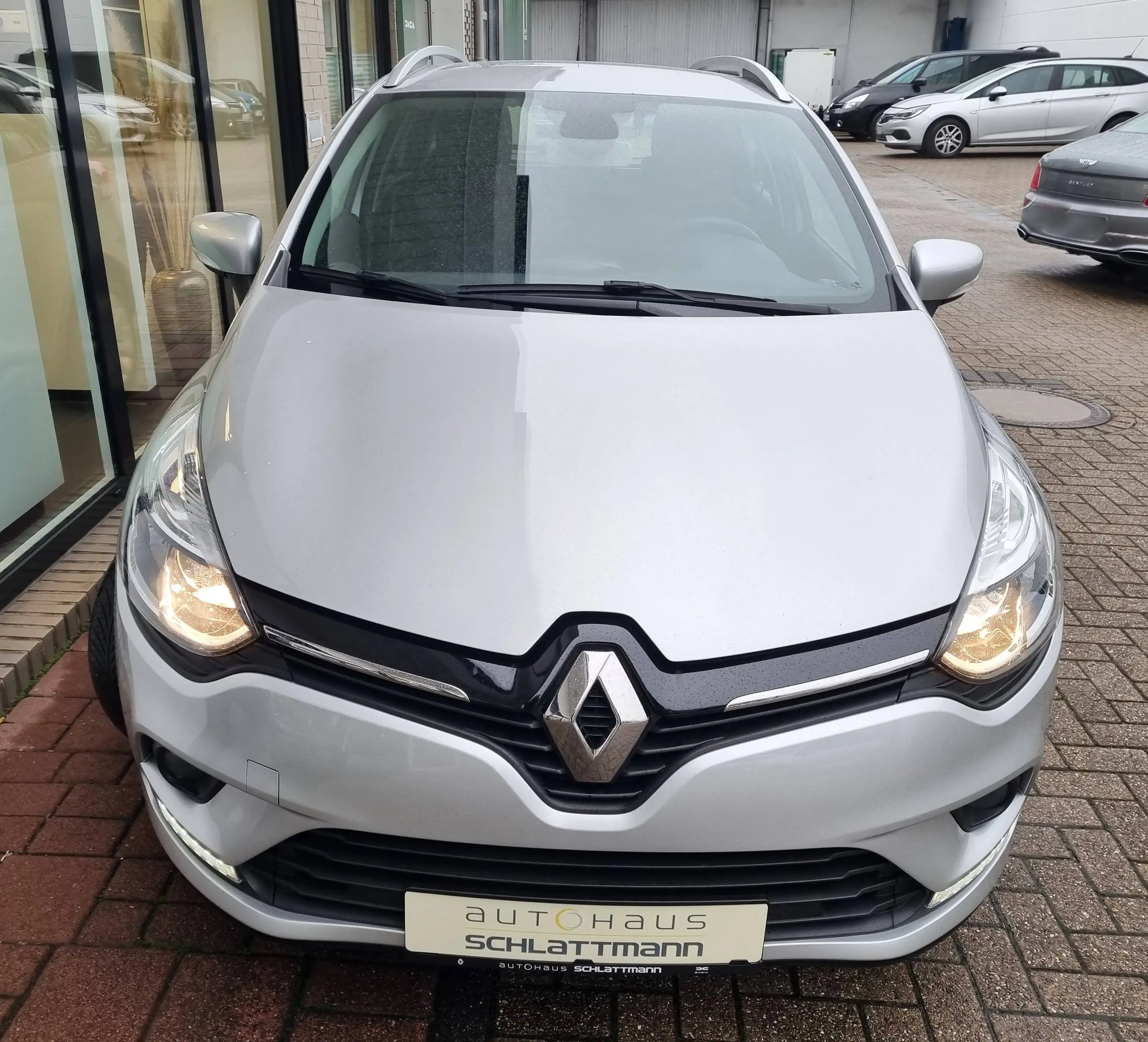 Renault Clio Grandtour TCe 90 Business Edition *Navi *Garantie — photo 3