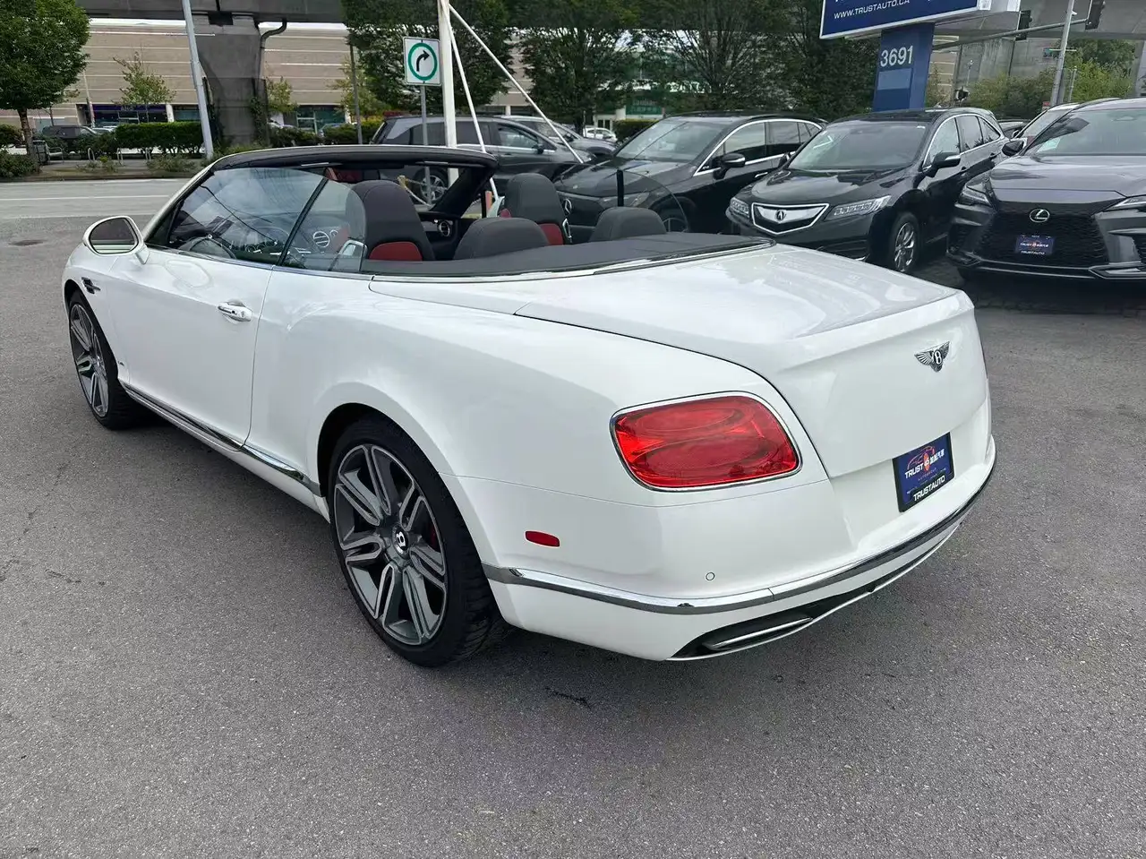 Bentley Continental GT снимка Bentley Continental GT