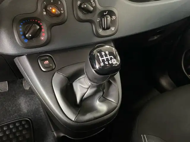 Fiat Panda view 12