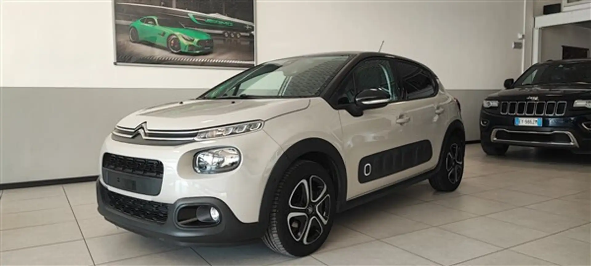 Citroen C3 PureTech 82 Shine Beige - 1