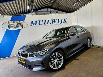 Touring 318i Executive Edition / Trekhaak / Full L