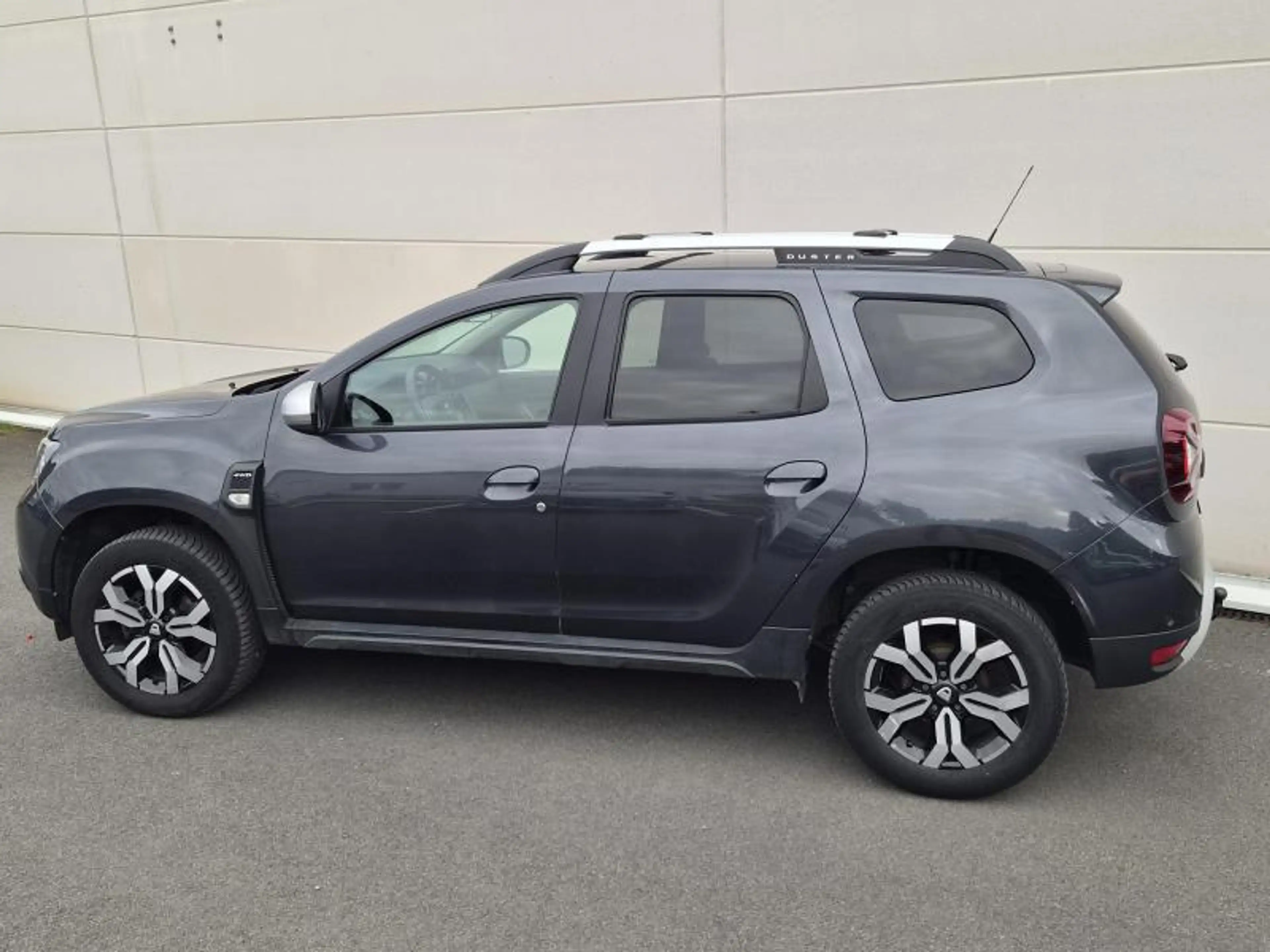 Dacia Duster Prestige 4x4 — photo 6