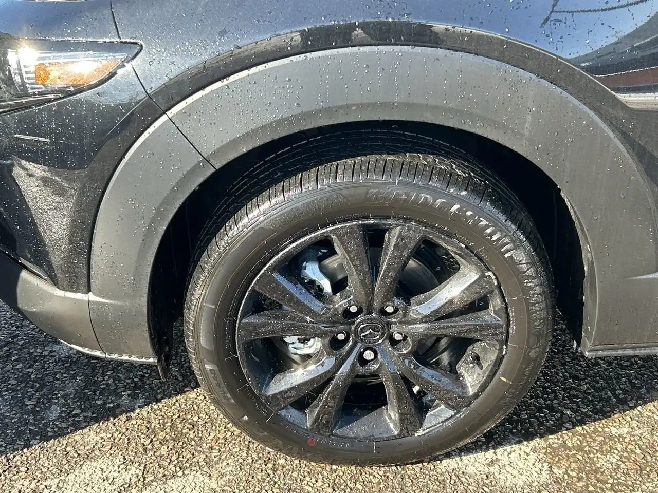 Mazda CX-30 photo Mazda CX-30