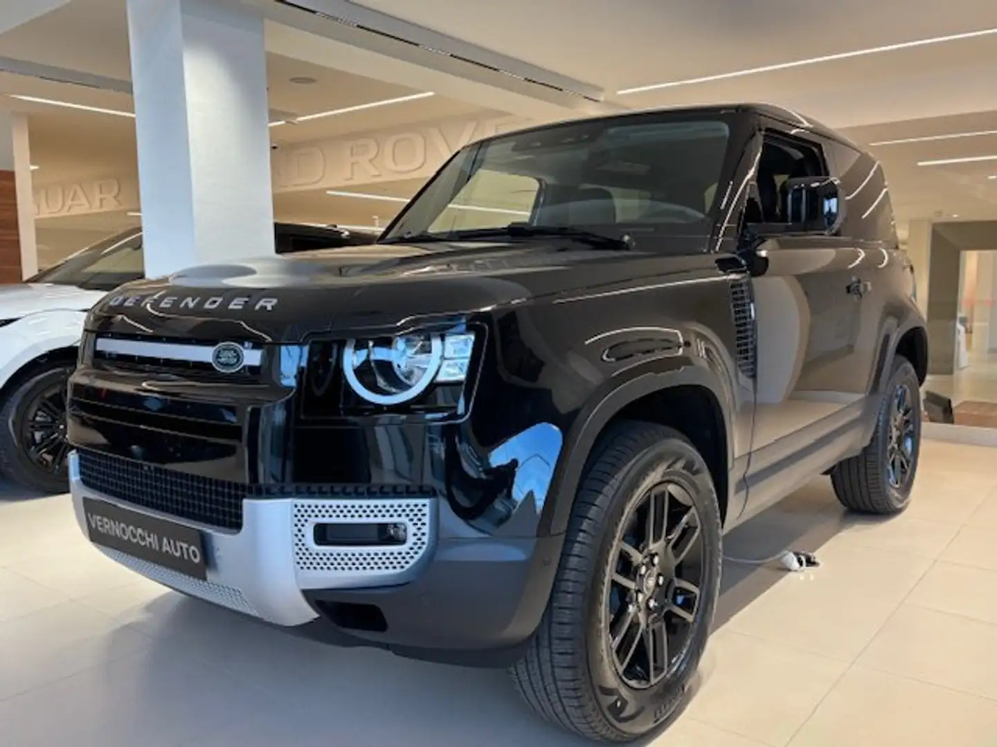 Land Rover Defender 90 3.0D I6 200 CV AWD Auto S. Noir - 1