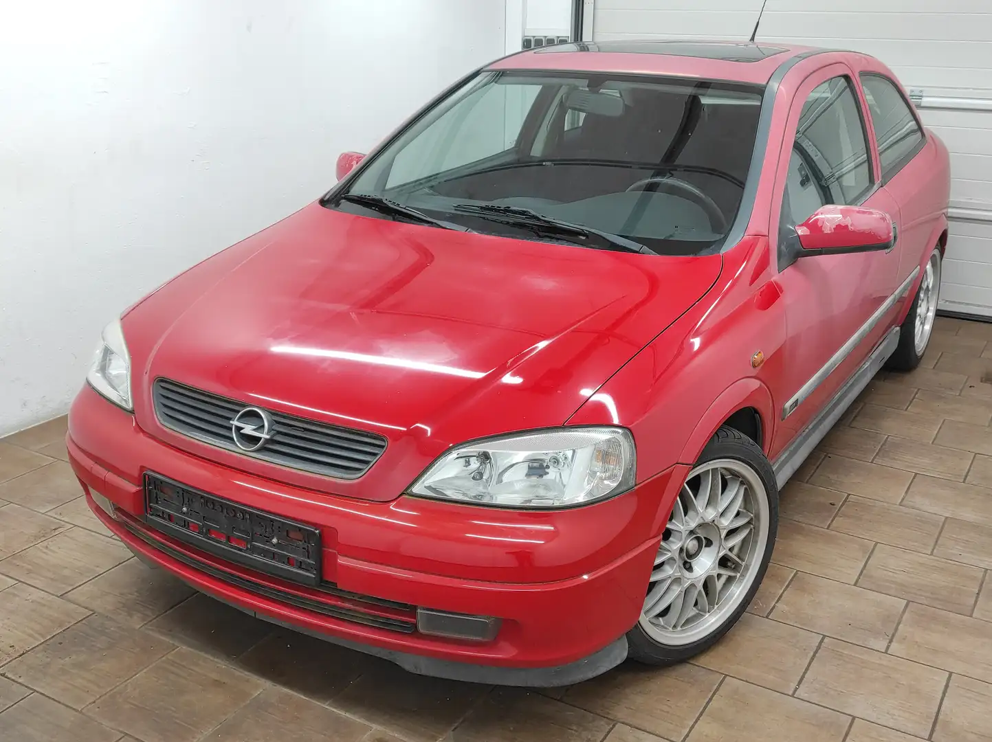 Opel Astra G 1.6 16V SPORT *TÜV* EL.SCHIEBEDACH 1-HAND Rot - 2