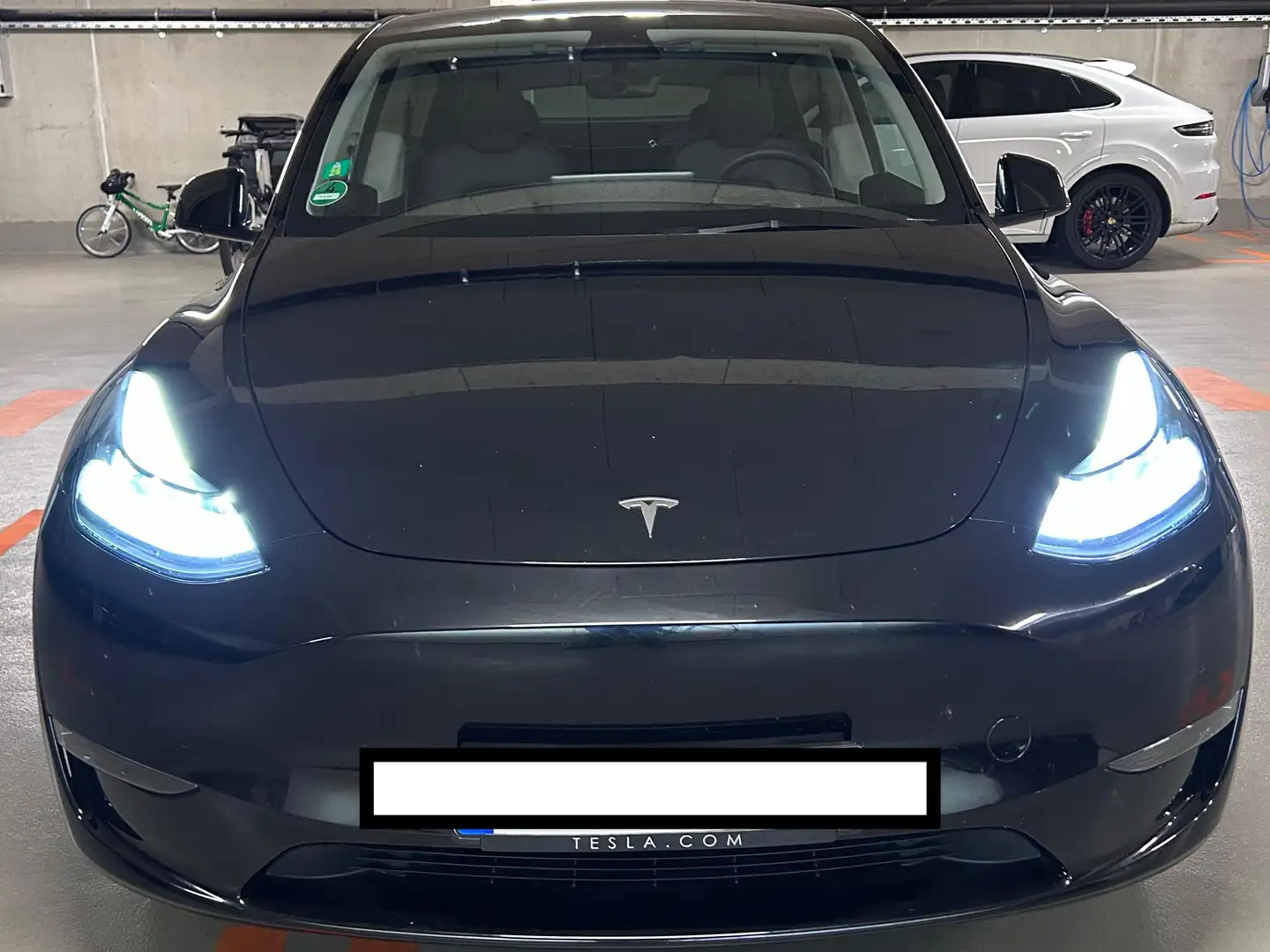 Tesla Model Y Model Y Long Range Dual Motor AWD Schwarz - 2