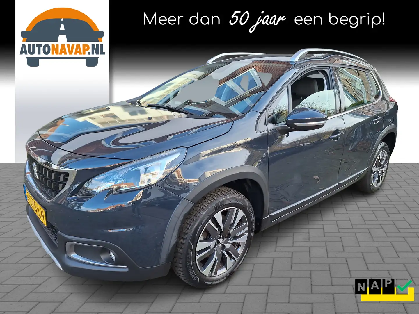 Peugeot 2008 1.2 PureTech Allure /Navi/Apple/Android/Clima/1e E Gris - 1