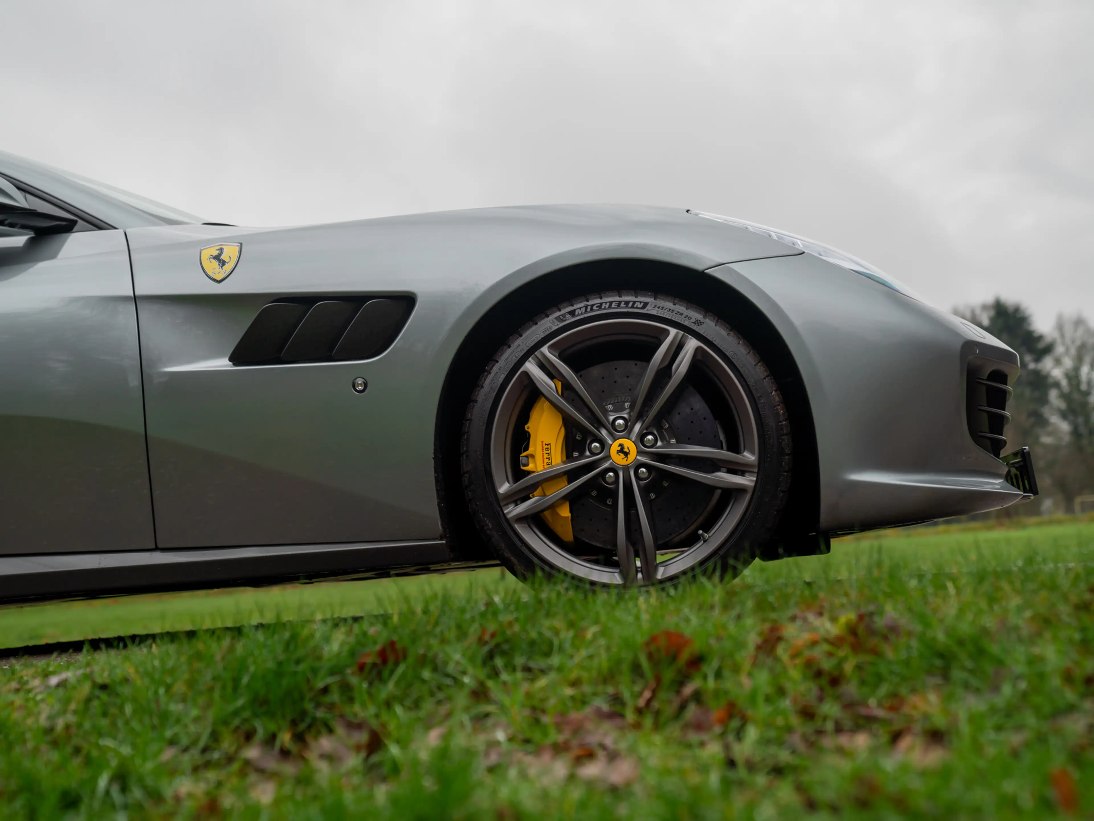 Ferrari GTC4 Lusso GTC4Lusso T 3.9 V8 | Pano-dak | JBL | Lift — photo 13