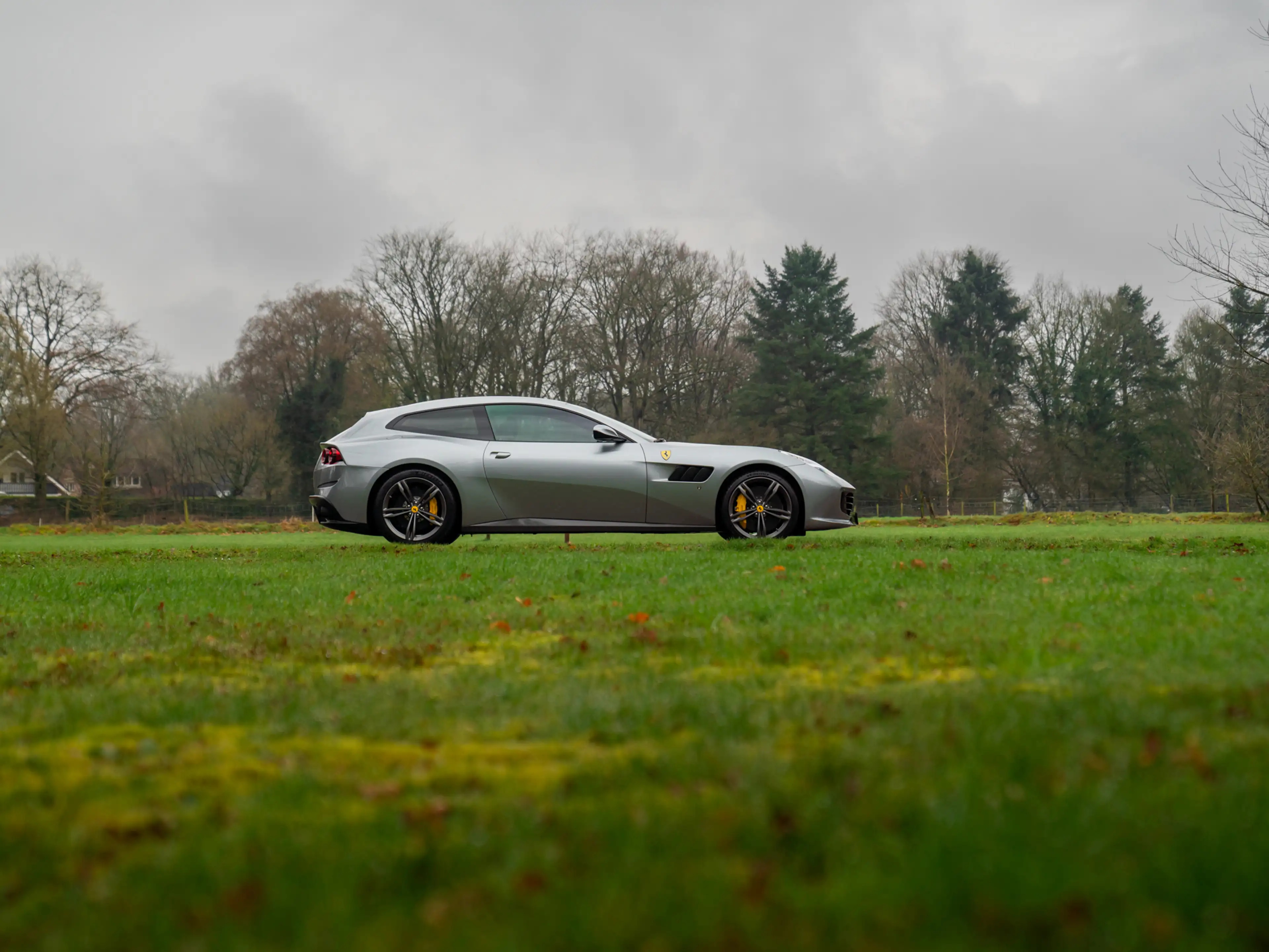 Ferrari GTC4 Lusso GTC4Lusso T 3.9 V8 | Pano-dak | JBL | Lift — photo 4