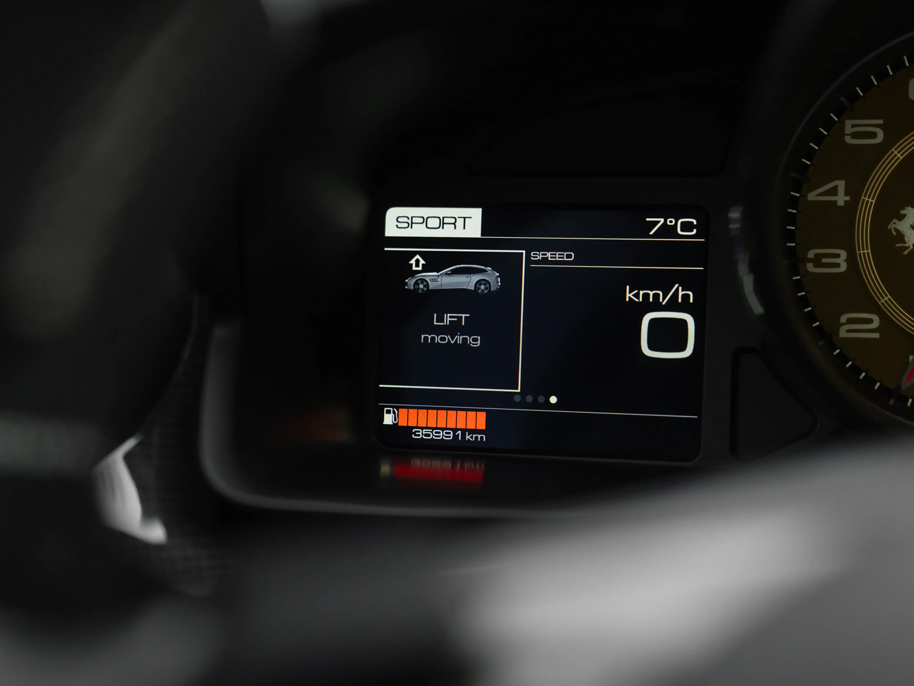 Ferrari GTC4 Lusso GTC4Lusso T 3.9 V8 | Pano-dak | JBL | Lift — photo 12