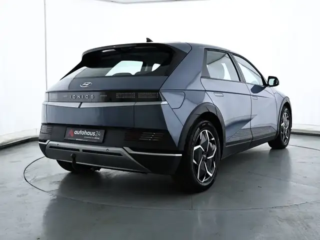 Hyundai IONIQ 5 view 5