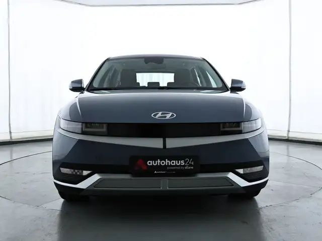 Hyundai IONIQ 5 view 2