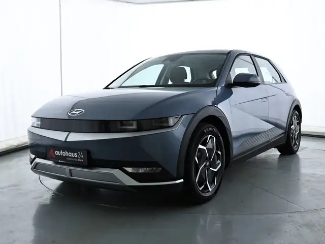 Hyundai IONIQ 5 view 3