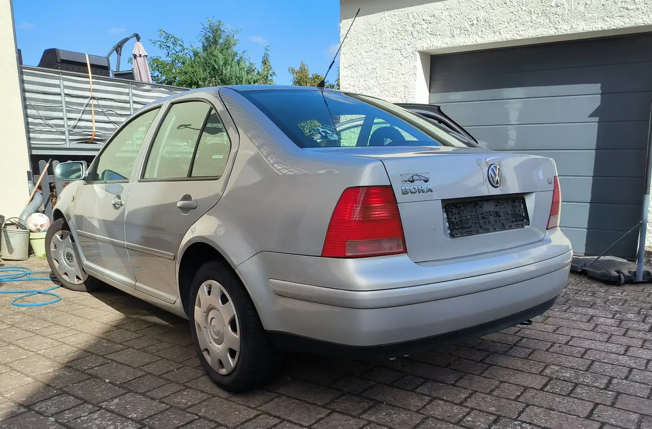 Volkswagen Bora 1.6, foto 5
