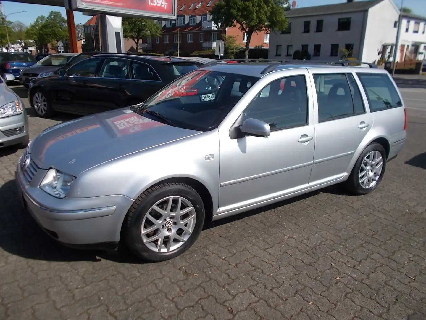 Volkswagen Golf 1.6 Auto Special Variant Tüv neu Silber - 2
