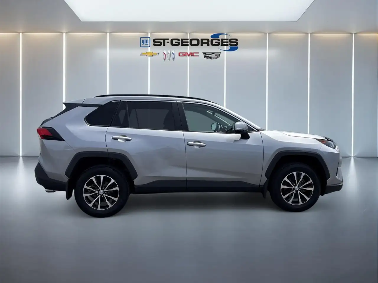 Toyota RAV 4 снимка Toyota RAV 4