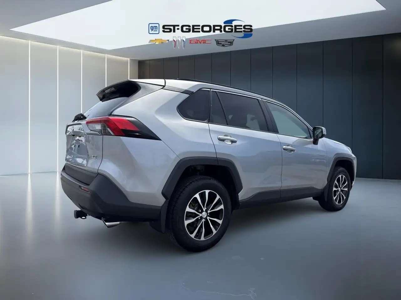 Toyota RAV 4 снимка Toyota RAV 4