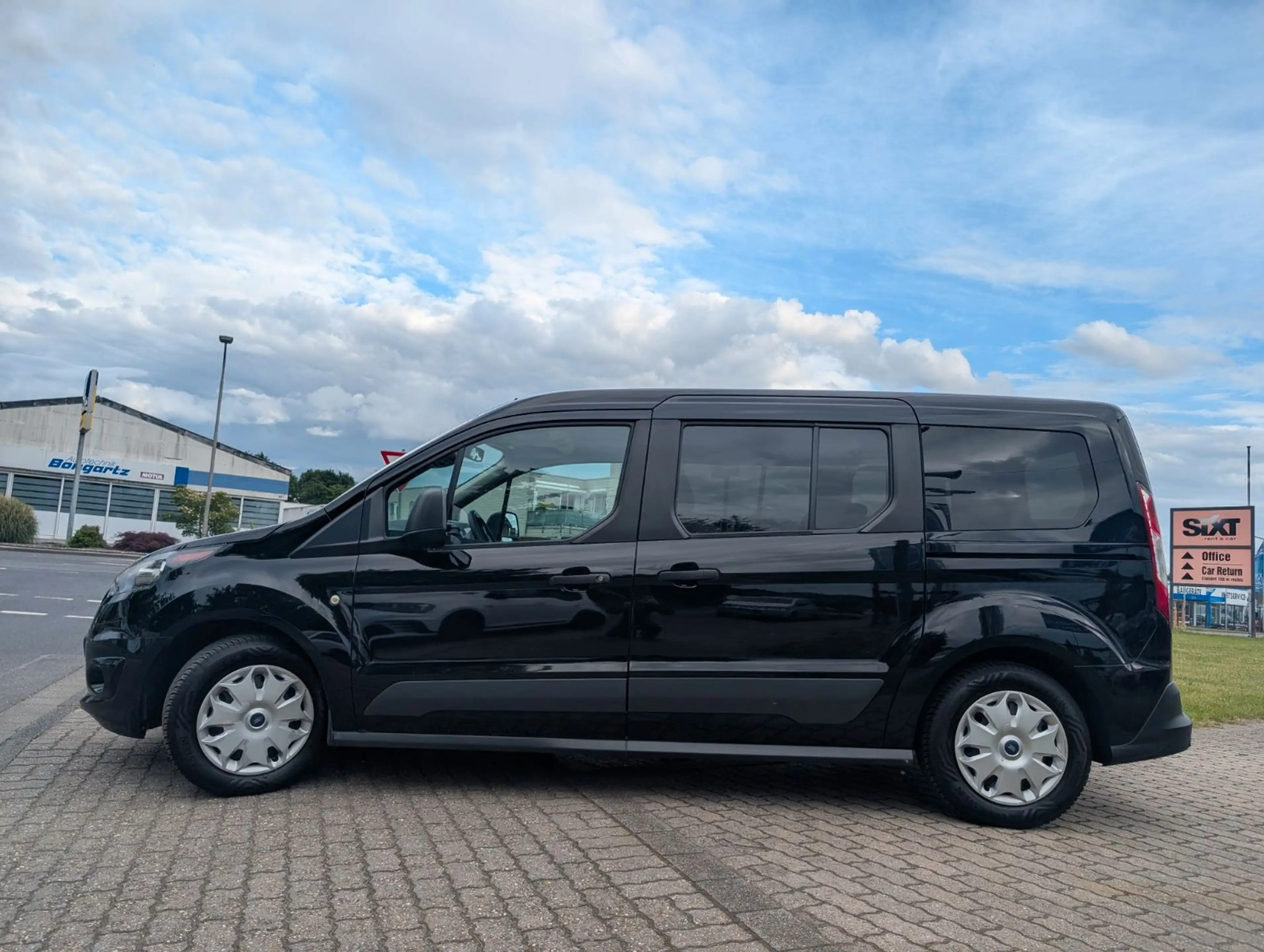 Ford Grand Tourneo Connect Trend*KAMERA*PDC*AHK !! — photo 12