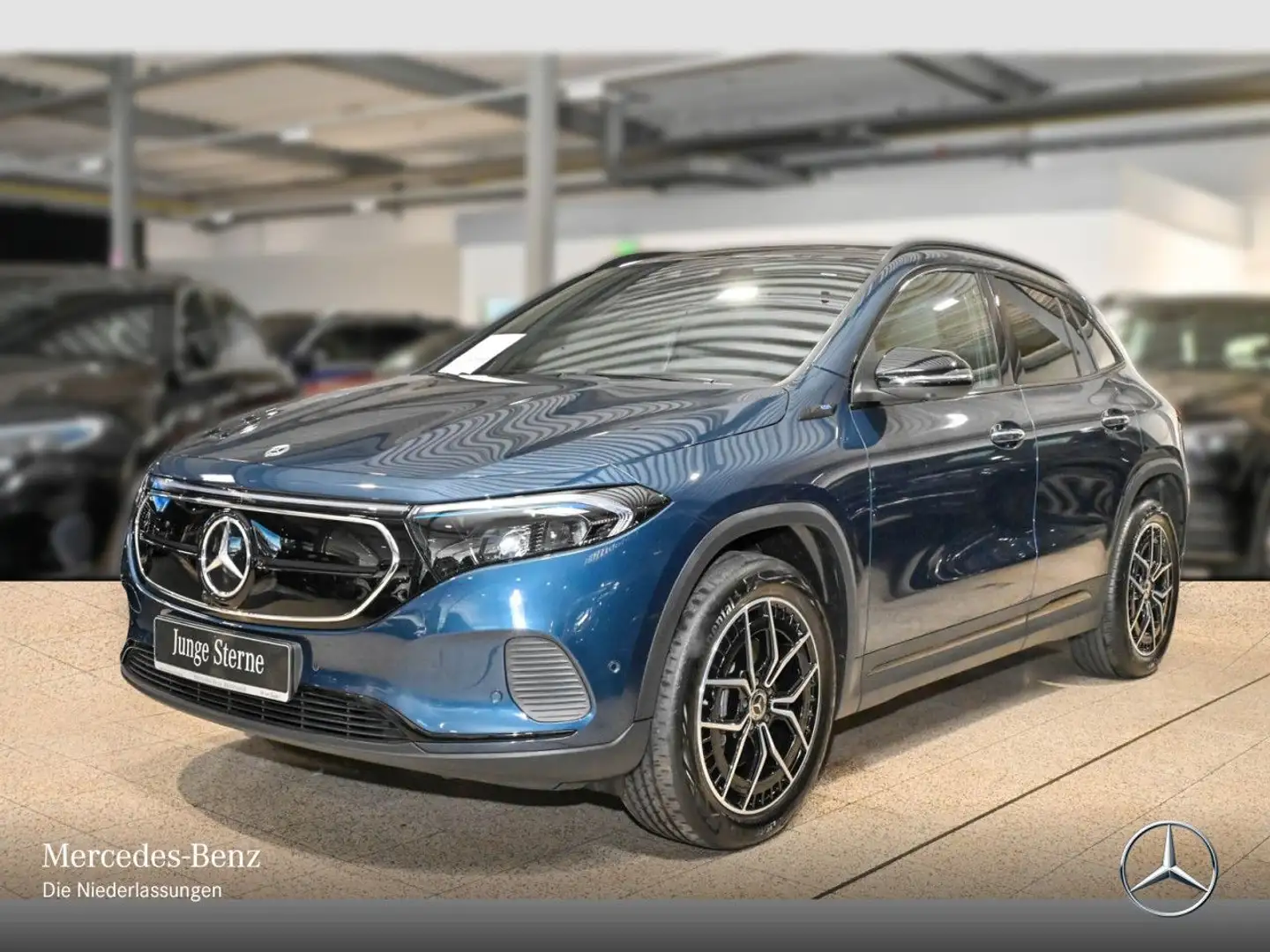 Mercedes-Benz EQA 250 ELECTRICART+NIGHT+19"+PREMIUM+PANO+360 Bleu - 2