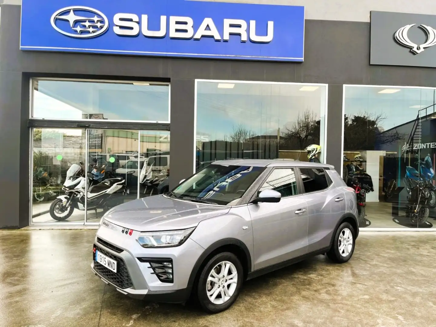 SsangYong Tivoli G15 Urban Plus LP 4x2 Grau - 1