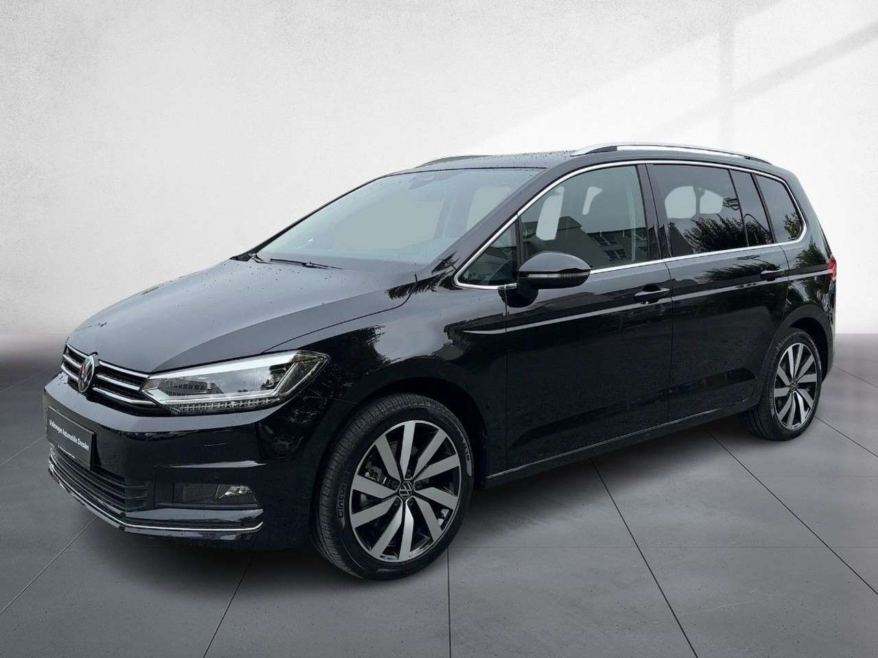 Volkswagen Touran — Volkswagen Touran Highline 1,5 TSI DSG AHZV MASSAGE NAVI