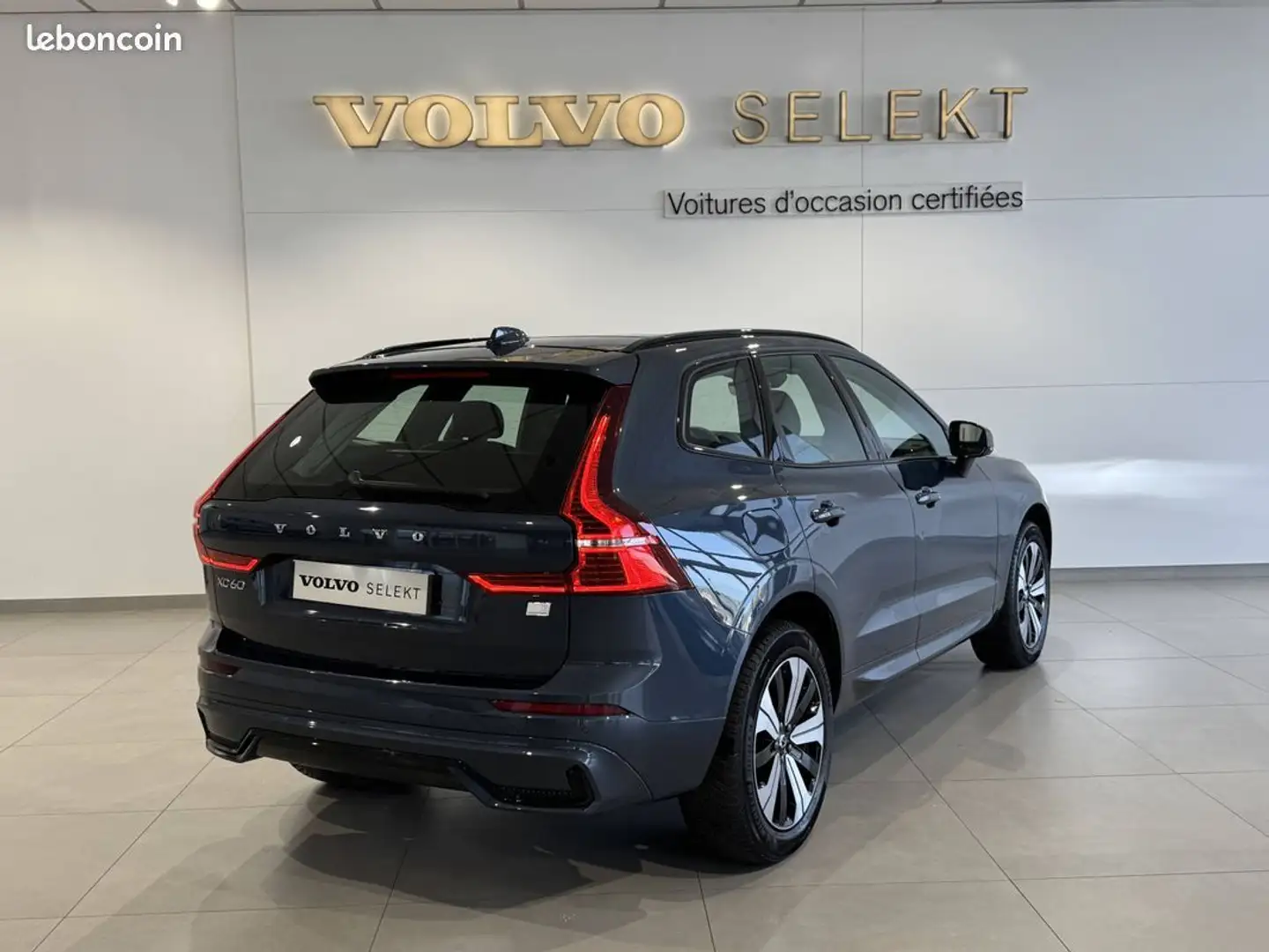 Volvo XC60 T6 AWD Hybride rechargeable 253 ch%2B145 ch Geartr Blauw - 2