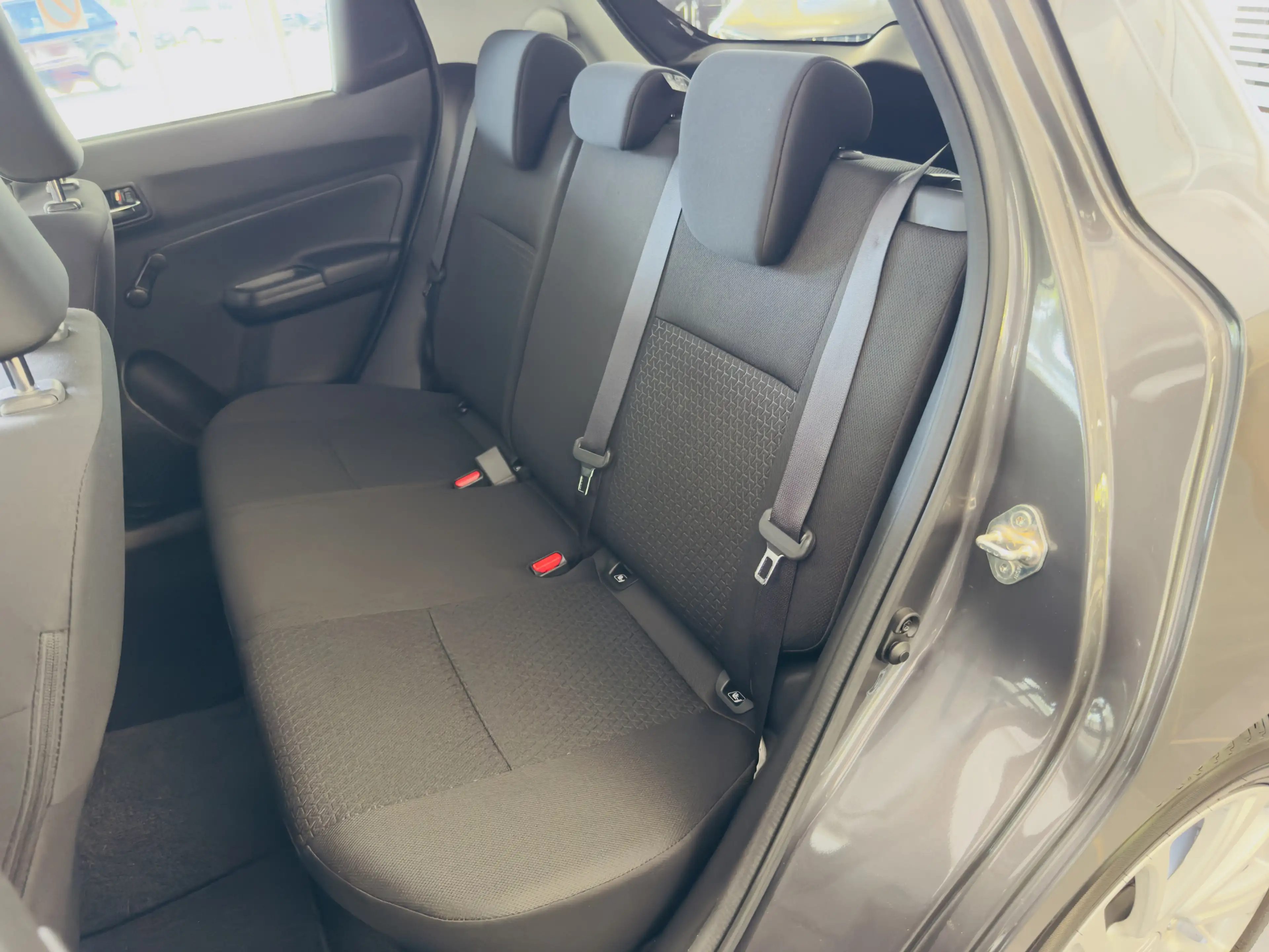 Suzuki Swift 1,2 COMFORT CVT CARPLAY   SITZHEIZUNG — photo 11
