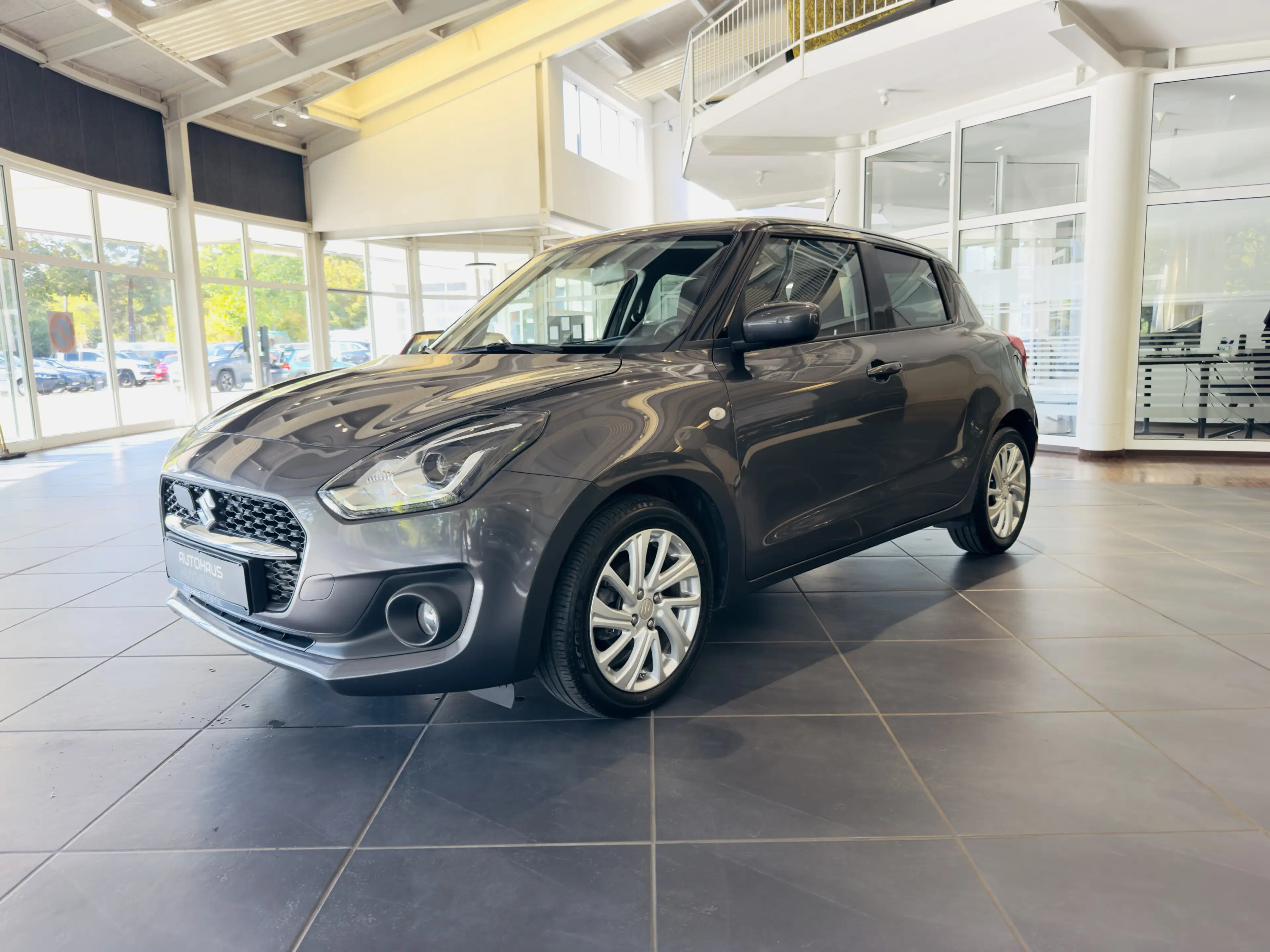 Suzuki Swift 1,2 COMFORT CVT CARPLAY   SITZHEIZUNG — photo 3