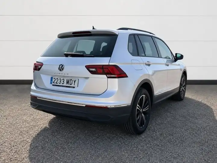 Volkswagen Tiguan 2.0 Life TDI 2023, foto 2