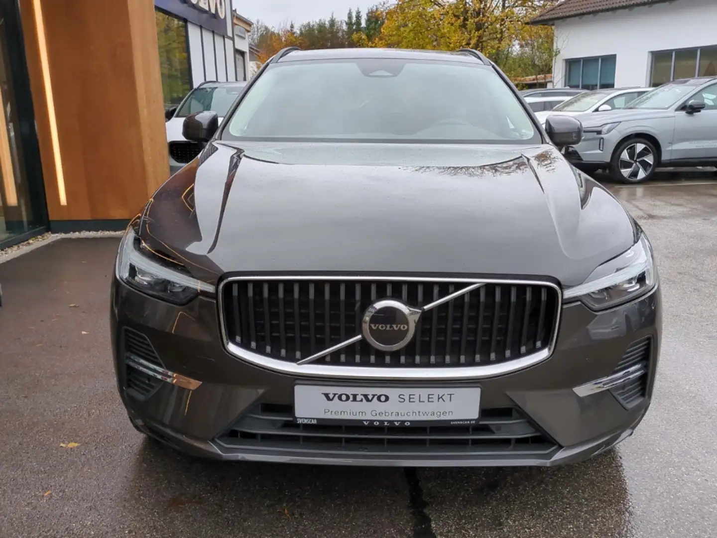 Volvo XC60 Momentum Pro 2WD Digitales Cockpit Soundsystem LED Grau - 2