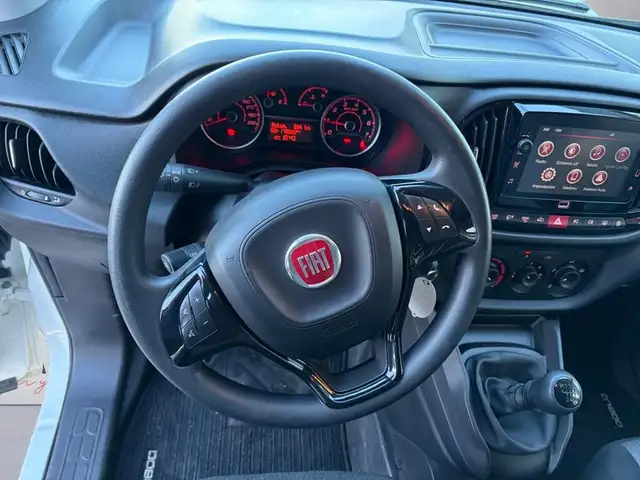 Fiat Doblo view 12