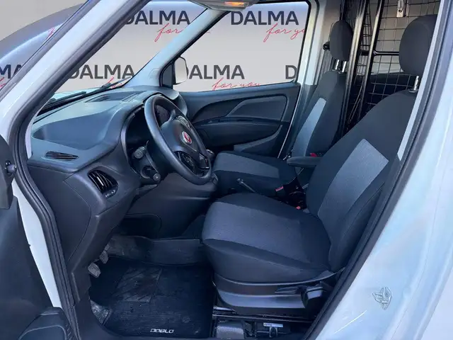 Fiat Doblo view 10