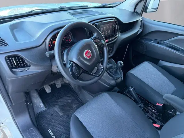 Fiat Doblo view 11