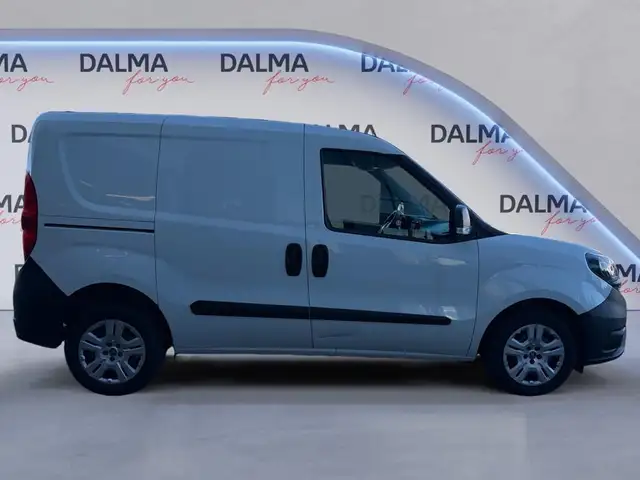 Fiat Doblo view 6