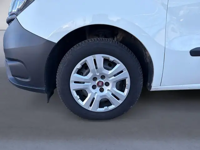 Fiat Doblo view 9