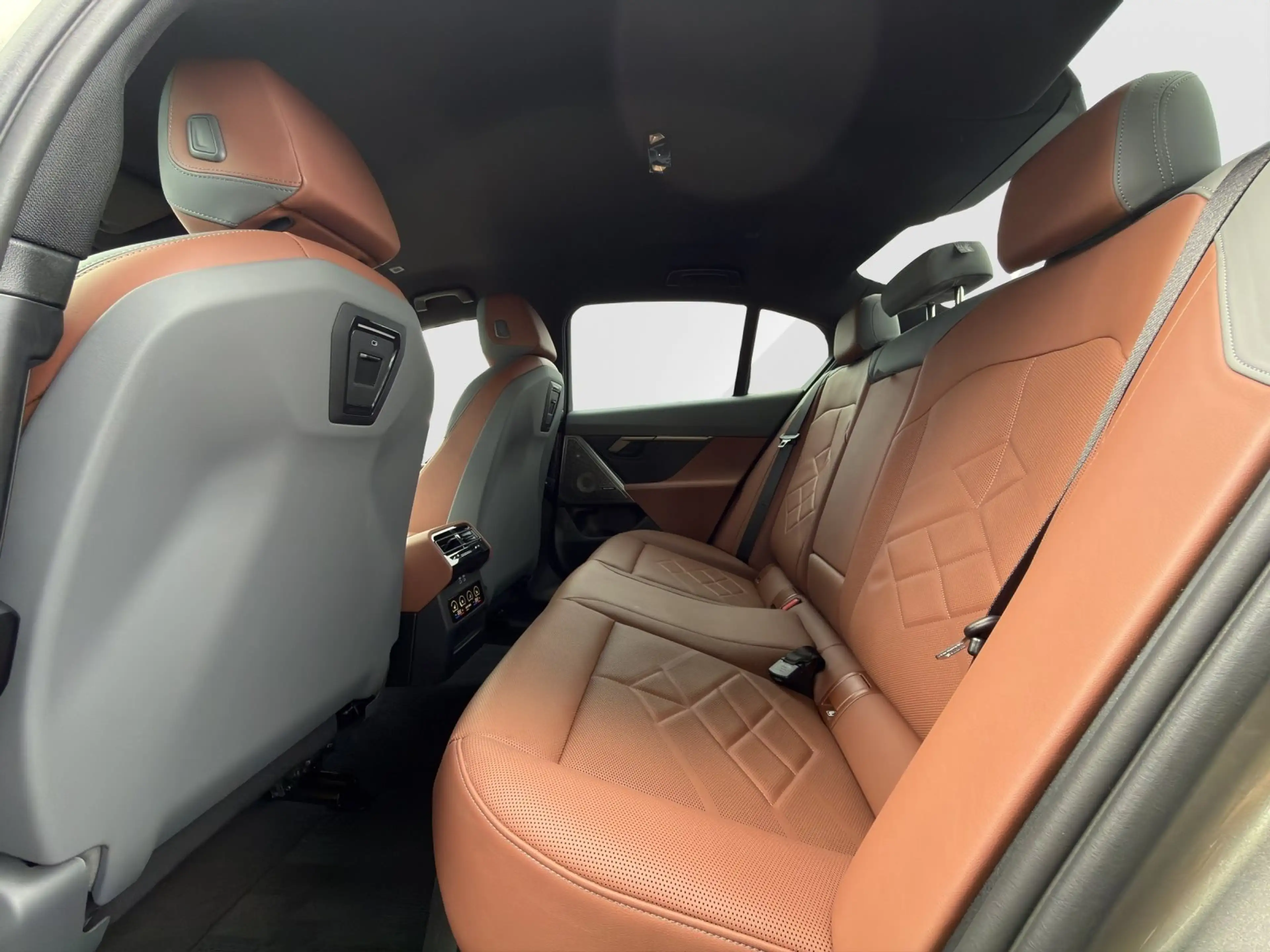 BMW i5 xDrive40 Lim. M Sport AutobAss DrivAss Prof ParkAs — photo 13