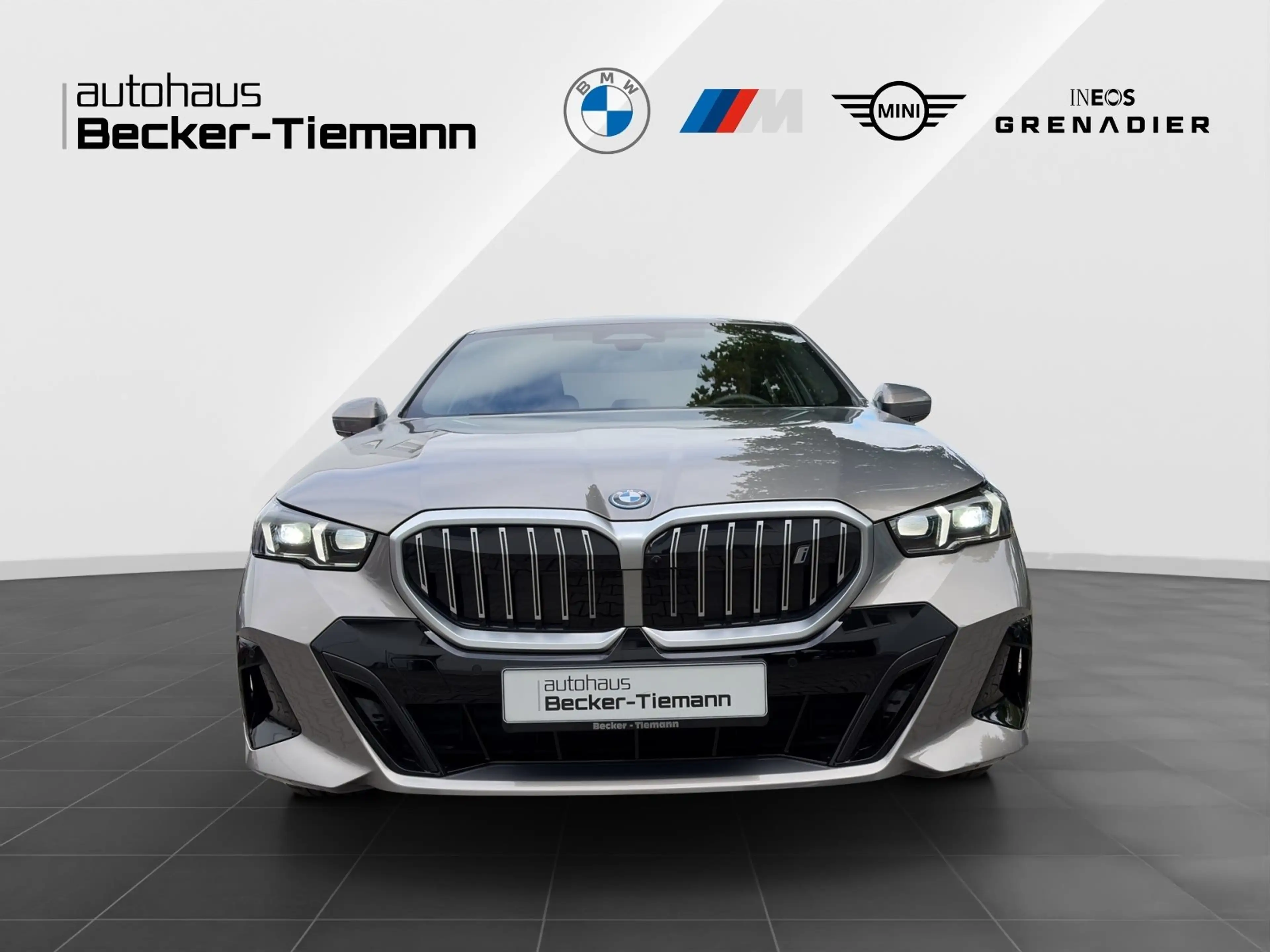 BMW i5 xDrive40 Lim. M Sport AutobAss DrivAss Prof ParkAs — photo 2