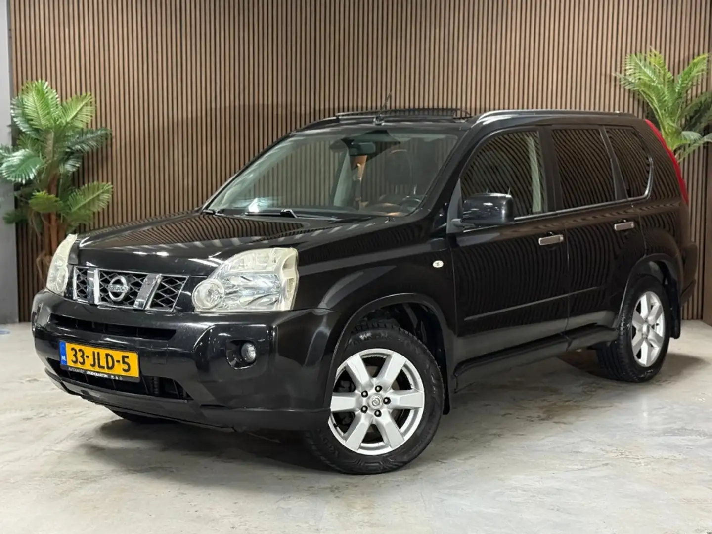 Nissan X-Trail 2.5 LE 4WD Noir - 1