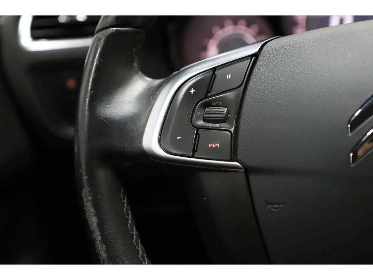Citroen C4 Berline — photo 23