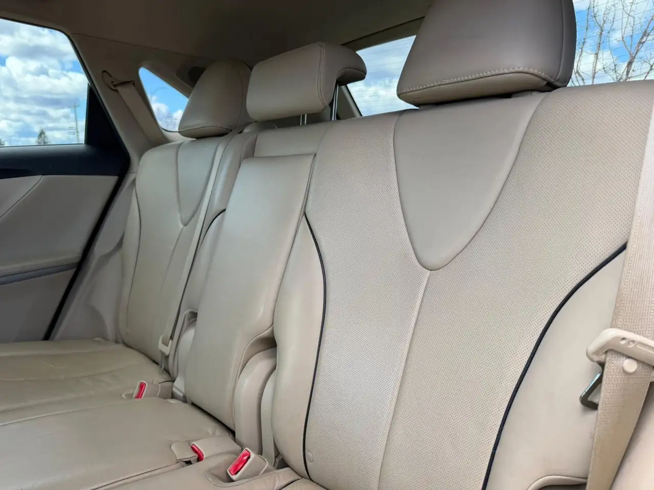 Toyota Venza снимка Toyota Venza