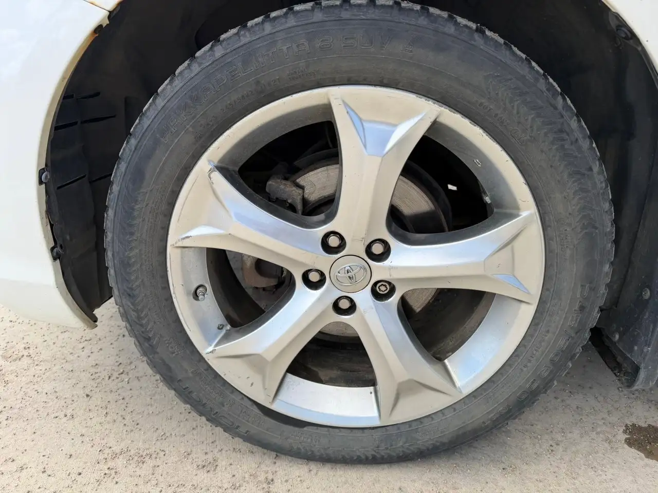 Toyota Venza снимка Toyota Venza