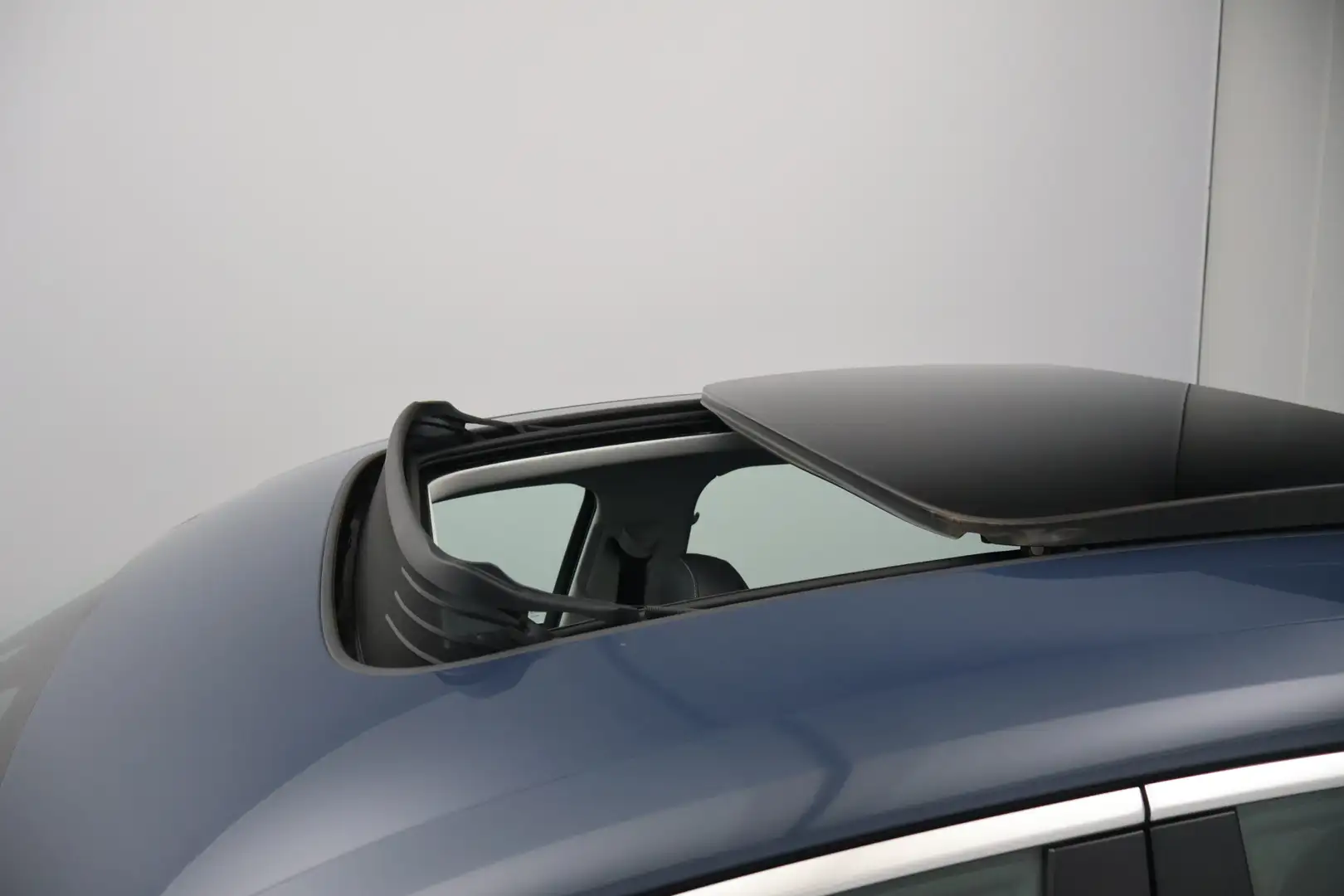 Audi e-tron Sportback 55 quattro Advanced Edition Plus 95 kWh Blau - 2