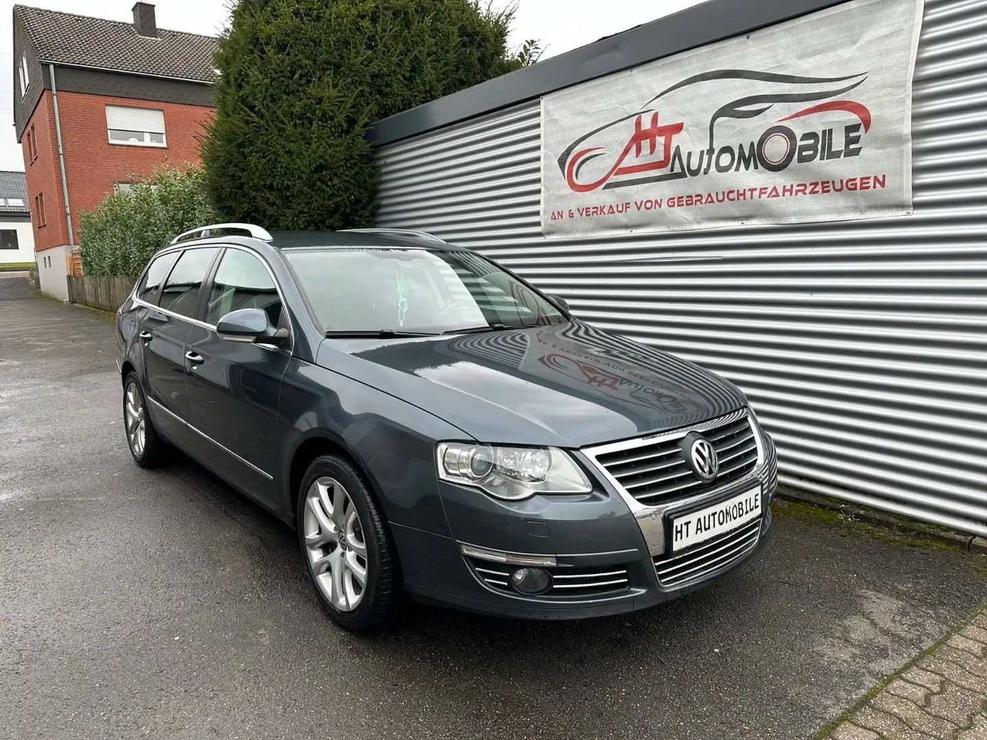Volkswagen Passat Variant 1.4 XENON/TEMP/SHZ/AHK/KLIMAA/PDC Grau - 1