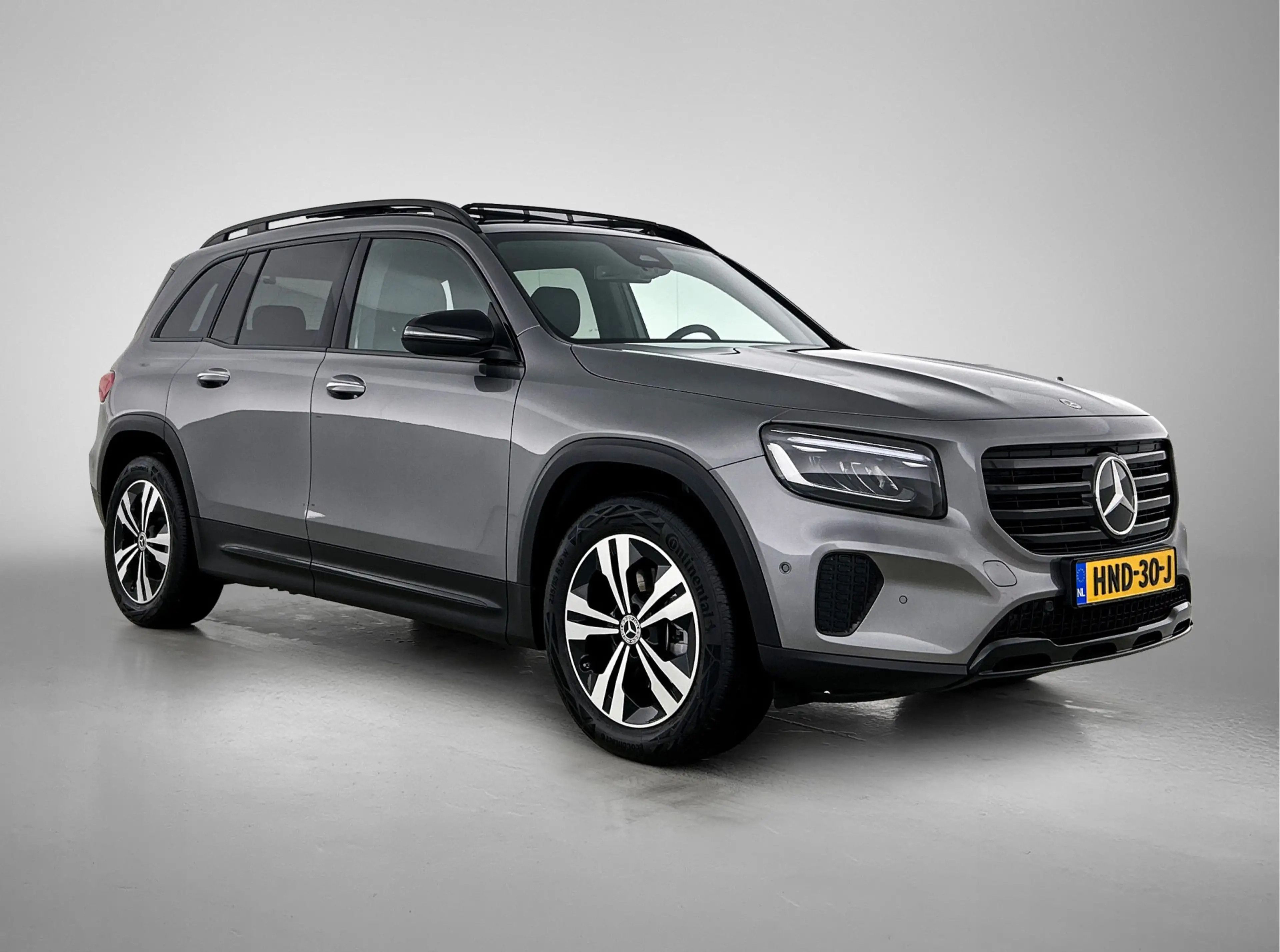 Mercedes-Benz GLB 200 Star Edition LIMITED Panoramadak l Keyless l Trekh — photo 15