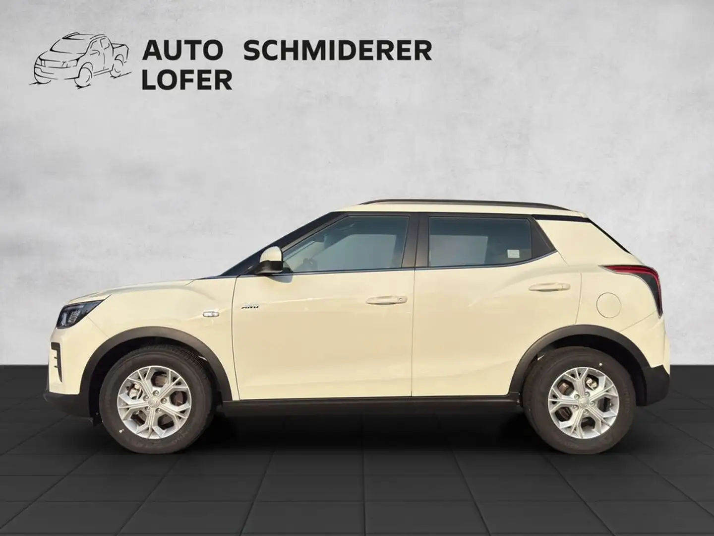 KGM Tivoli 1.5 GDI Style AWD Aut. Weiß - 2